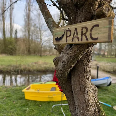 Maison Entiere Sur Ile Privee, Au Coeur Du Marais De