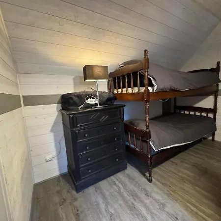 Casa de Férias Maison Entiere Sur Ile Privee, Au Coeur Du Marais De Tilques